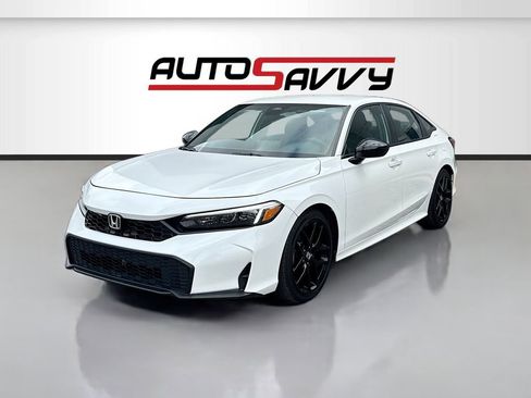 Used 2025 Honda Civic Sport image 3