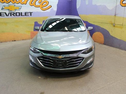 Used 2024 Chevrolet Malibu LS image 3