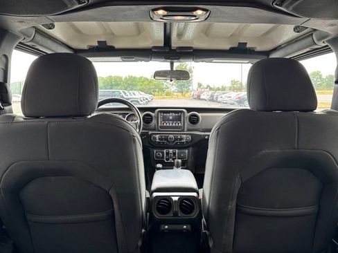 Used 2022 Jeep Wrangler Unlimited Sport AWD/4WD image 14