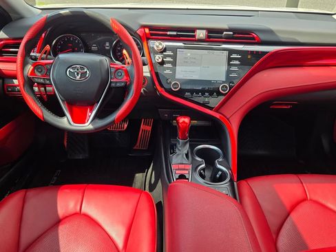 Used 2020 Toyota Camry XSE FWD image 30