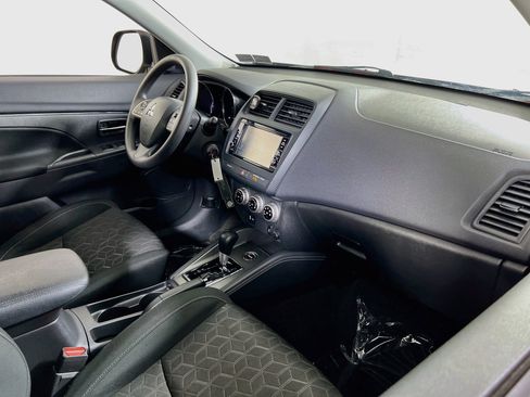 Used 2024 Mitsubishi Outlander Sport ES AWD/4WD image 26
