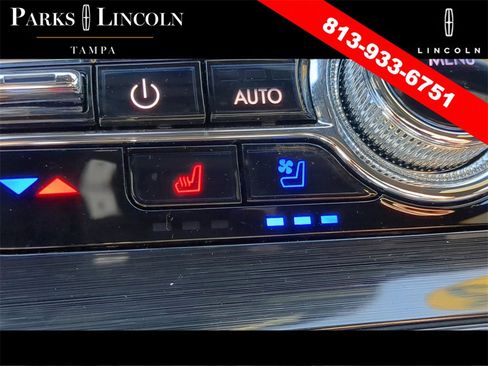 Certified 2022 Lincoln Nautilus Reserve image 24