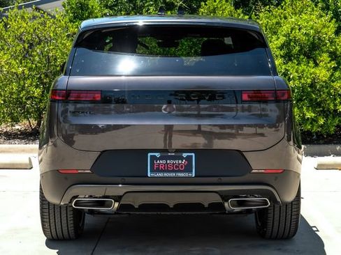 New 2026 Land Rover Range Rover Sport SE AWD/4WD image 12