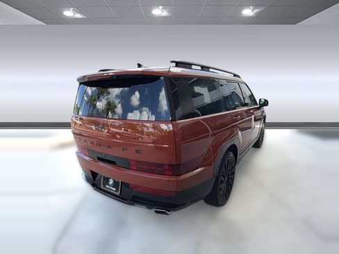 Used 2025 Hyundai Santa Fe Calligraphy FWD image 9
