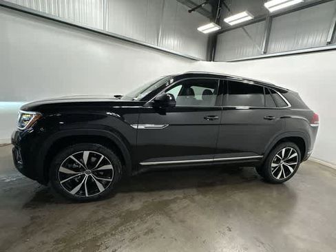 New 2026 Volkswagen Atlas Cross Sport SEL Premium R-Line image 2