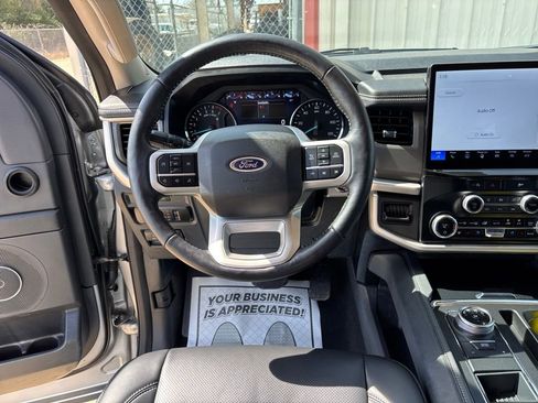 Used 2024 Ford Expedition Max XLT image 14