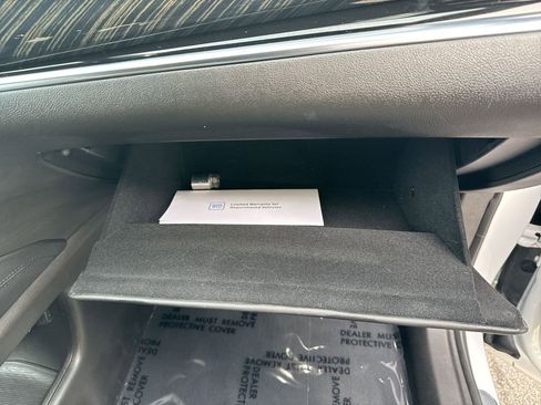 Used 2024 Cadillac XT6 Premium Luxury FWD image 36