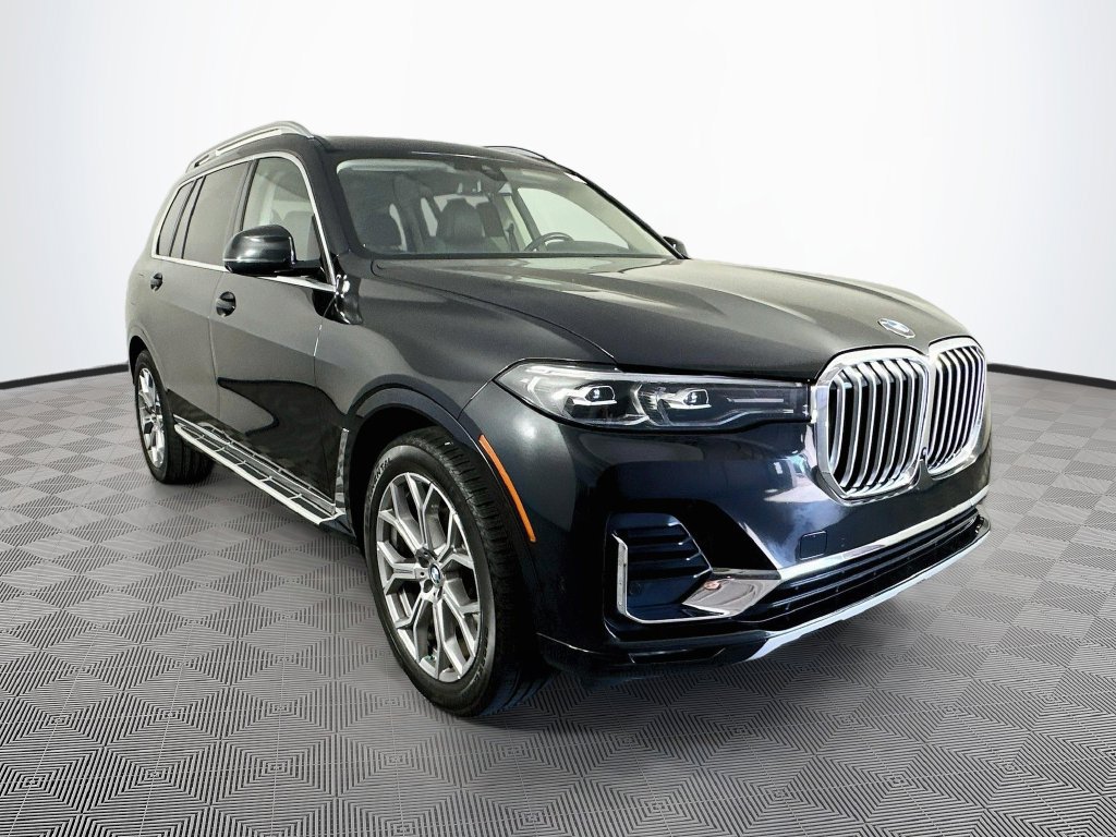 Used 2022 BMW X7 xDrive40i w/ Premium Package AWD/4WD image 2
