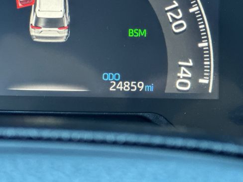 Used 2024 Toyota RAV4 XLE image 27