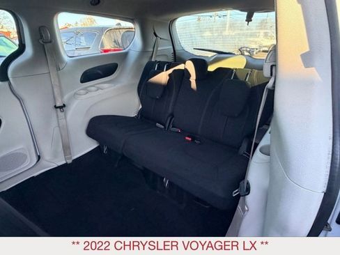 Certified 2022 Chrysler Voyager LX image 17