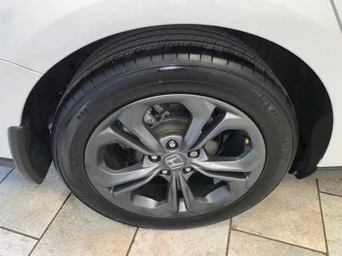 Used 2023 Honda Accord EX image 15