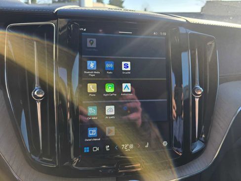 Certified 2025 Volvo XC60 B5 Ultra w/ Protection Package Premier image 26