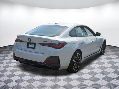 Used 2024 BMW i4 eDrive40 w/ M Sport Package RWD image 9