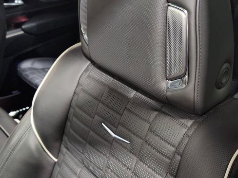 Used 2024 Cadillac Escalade Sport Platinum w/ LPO, ONYX Package image 34