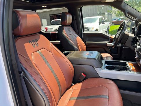 Used 2018 Ford F350 King Ranch w/ King Ranch Ultimate Package AWD/4WD image 15