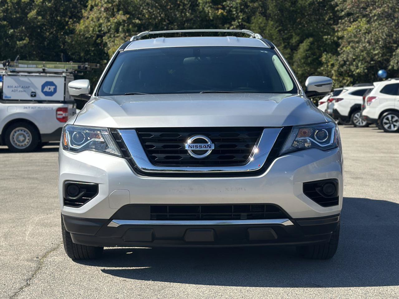 Used 2019 Nissan Pathfinder S FWD image 10
