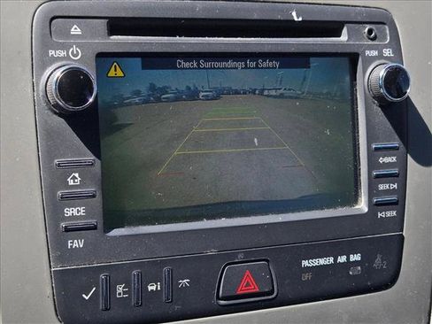 Used 2017 Chevrolet Traverse LS FWD image 12
