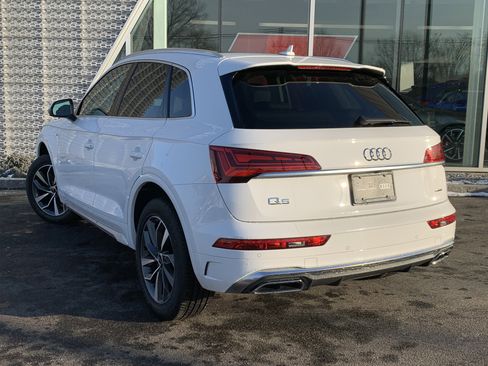 Certified 2022 Audi Q5 2.0T Premium Plus w/ Premium Plus Package image 3