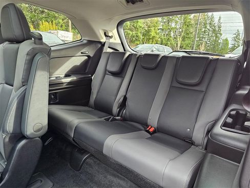 Used 2022 Subaru Ascent Onyx Edition image 24