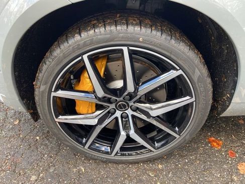 New 2026 Volvo XC60 T8 Polestar AWD/4WD image 9