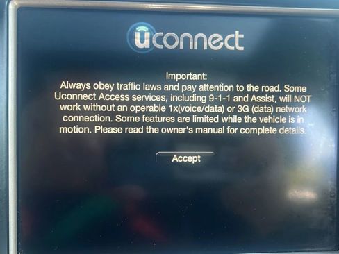 Used 2015 Jeep Grand Cherokee Limited w/ Luxury Group II image 25