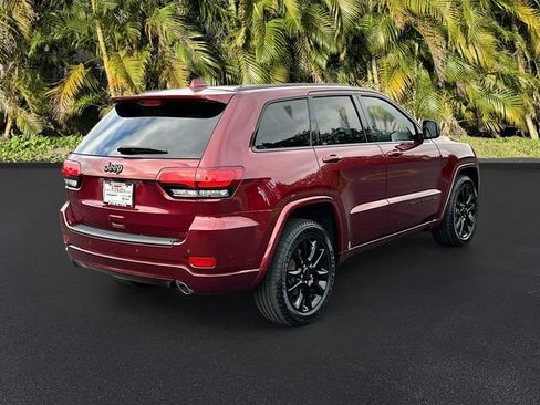 Used 2020 Jeep Grand Cherokee Altitude image 5