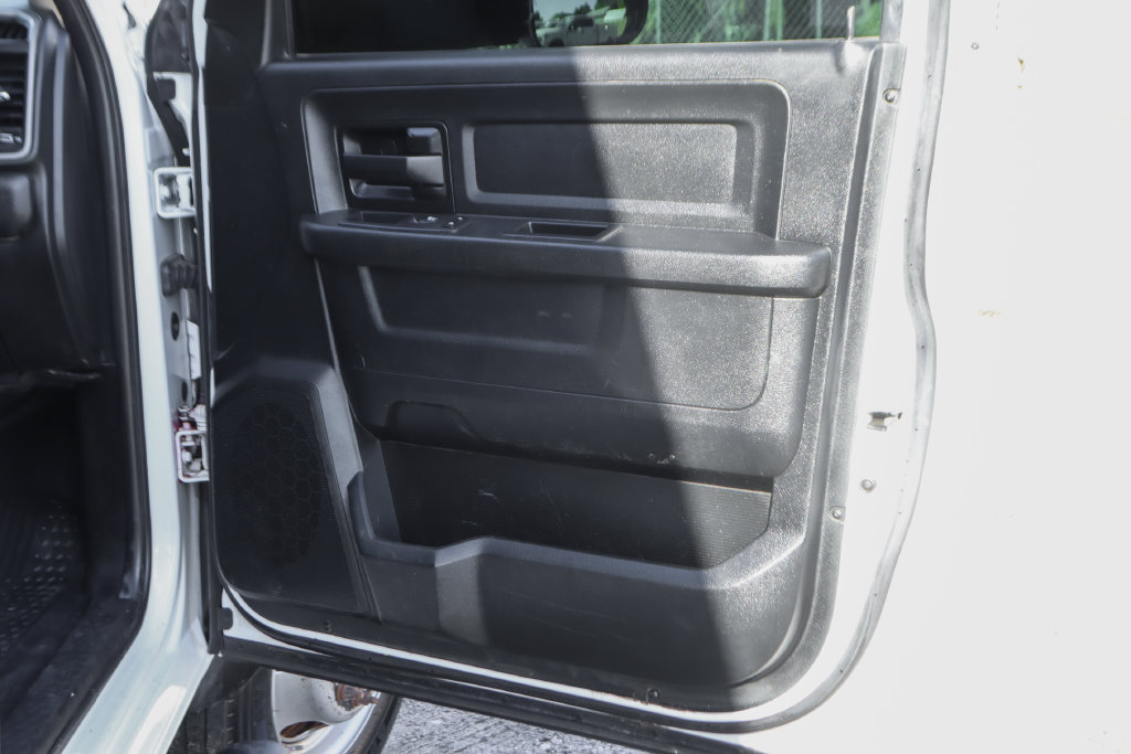 Used 2020 RAM 5500 Tradesman w/ Chrome Appearance Group AWD/4WD image 41