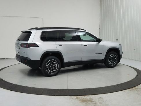 New 2026 Jeep Cherokee Laredo AWD/4WD image 7