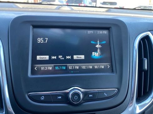 Used 2018 Chevrolet Equinox LT image 20