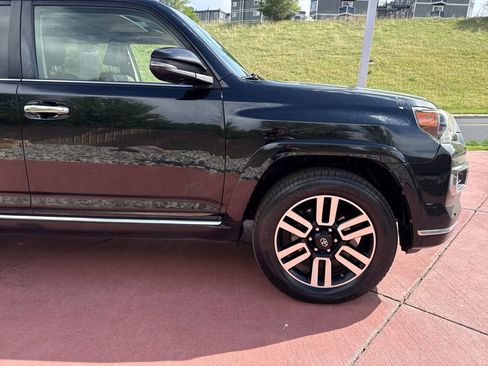 Used 2014 Toyota 4Runner Limited AWD/4WD image 32
