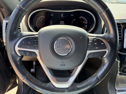 Used 2020 Jeep Grand Cherokee Limited image 24