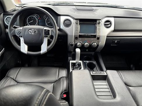Used 2017 Toyota Tundra SR5 image 10