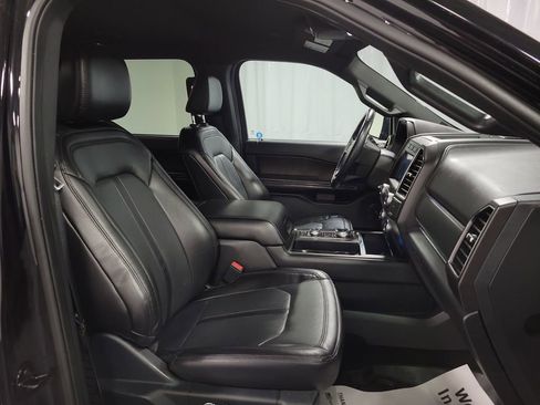 Used 2021 Ford Expedition Limited image 28