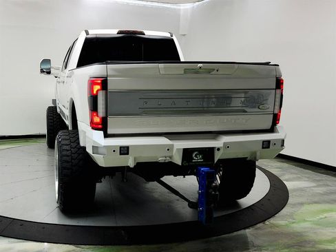 Used 2017 Ford F250 Platinum w/ Platinum Ultimate Package AWD/4WD image 6