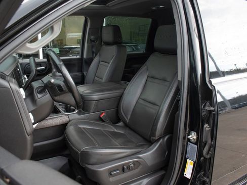 Used 2023 GMC Sierra 3500 Denali w/ Denali Ultimate Package AWD/4WD image 22