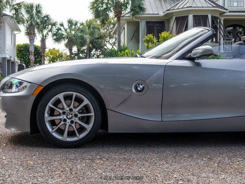 Used 2007 BMW Z4 3.0i image 4