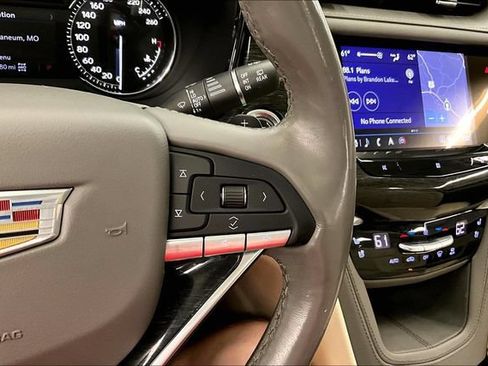 Used 2020 Cadillac XT6 Premium Luxury AWD/4WD image 27