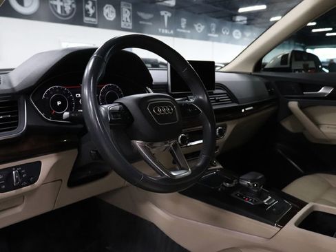 Used 2020 Audi Q5 2.0T Premium Plus w/ Premium Plus Package image 10