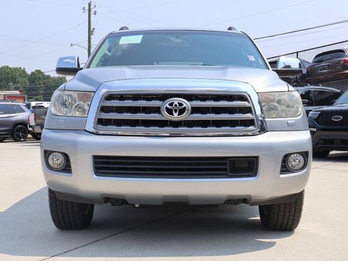 Used 2016 Toyota Sequoia Platinum RWD image 10