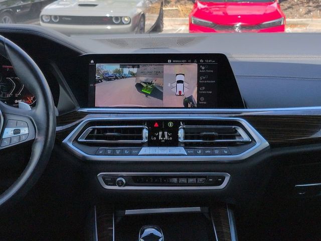 Used 2019 BMW X5 xDrive40i w/ Parking Assistance Package AWD/4WD image 18