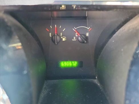 Used 2007 Ford Mustang Deluxe image 18