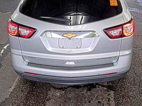 Used 2015 Chevrolet Traverse LT FWD image 9