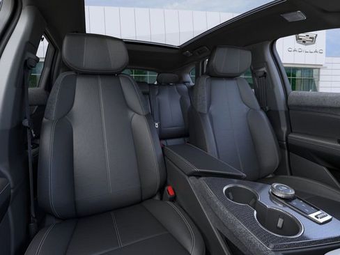 New 2025 Cadillac Optiq Sport 1 image 16
