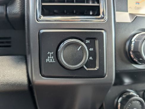 Used 2020 Ford F150 XLT w/ Equipment Group 302A Luxury AWD/4WD image 30