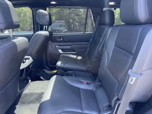 Used 2024 Toyota Sequoia Platinum AWD/4WD image 7