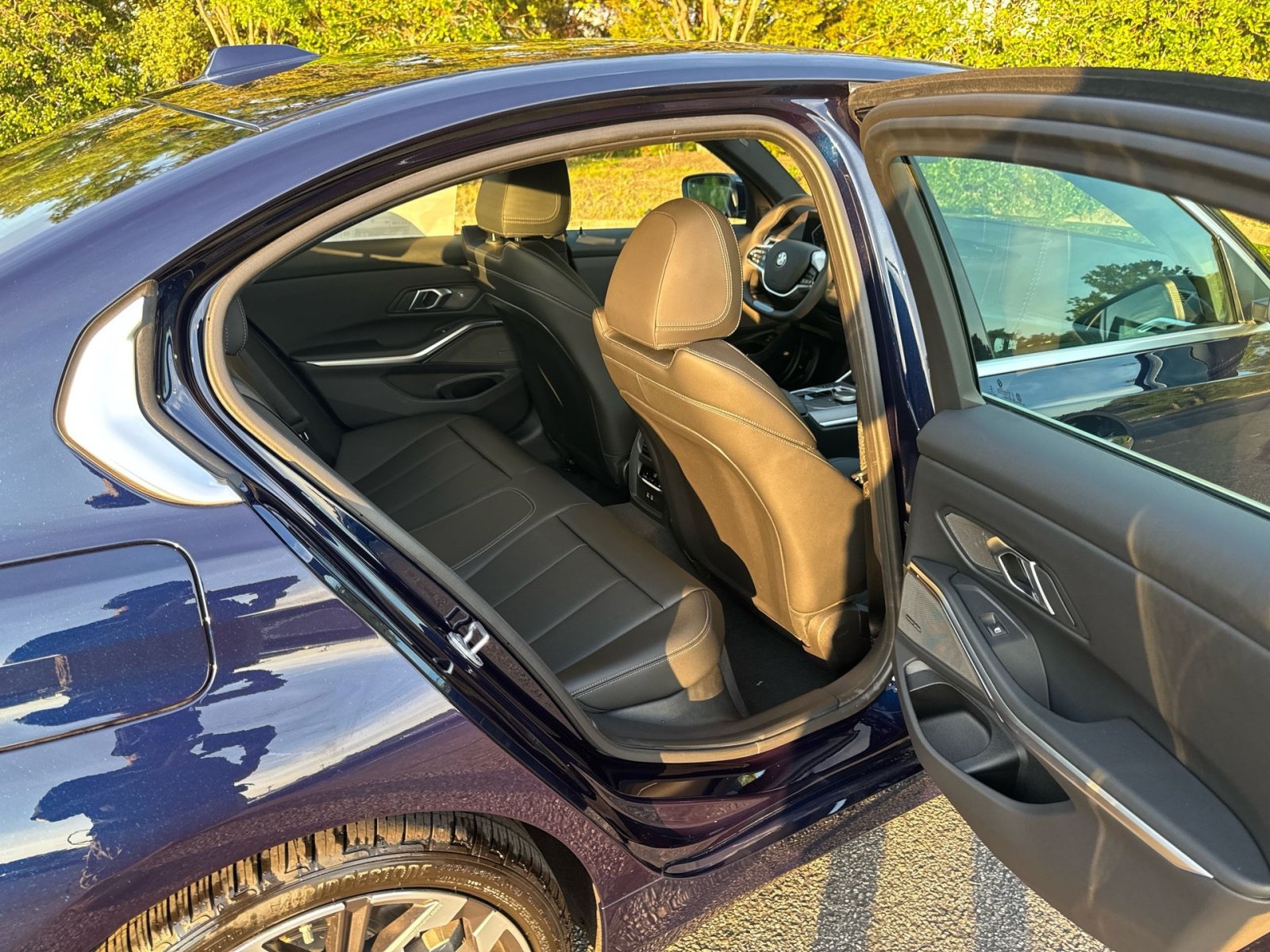 New 2026 BMW 330i xDrive Sedan w/ Premium Package AWD/4WD image 38