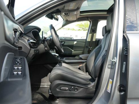 Certified 2025 Acura MDX SH-AWD image 15