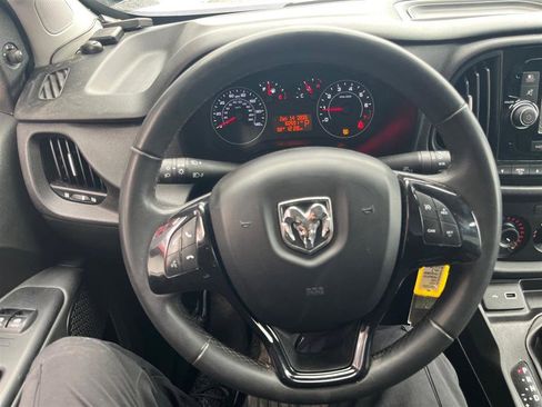 Used 2022 RAM ProMaster City Tradesman image 17