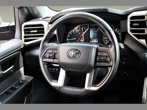 Used 2025 Toyota Tundra SR5 AWD/4WD image 16