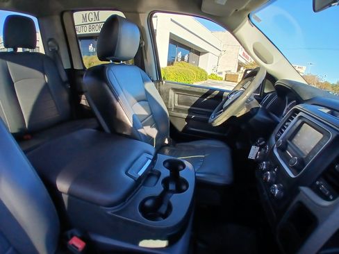 Used 2021 RAM 1500 Tradesman image 40
